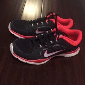 Women’s Nike training shoes